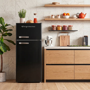 Frigidaire 7.5 Cu Ft Retro Fridge Freezer Combo Black EFR753-BLACK