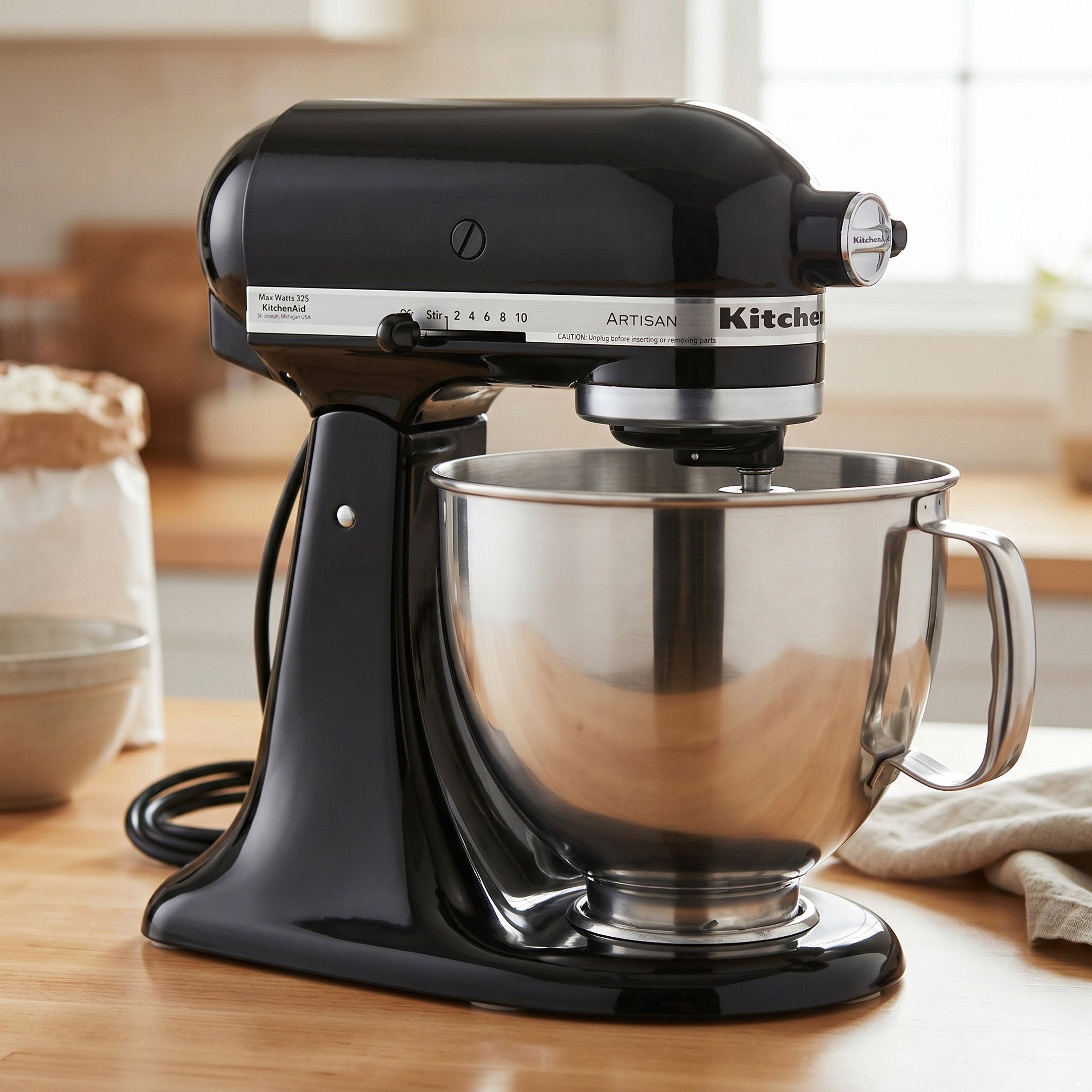 KitchenAid Artisan 5 Qt Tilt-Head Stand Mixer Onyx Black KSM150PSOB